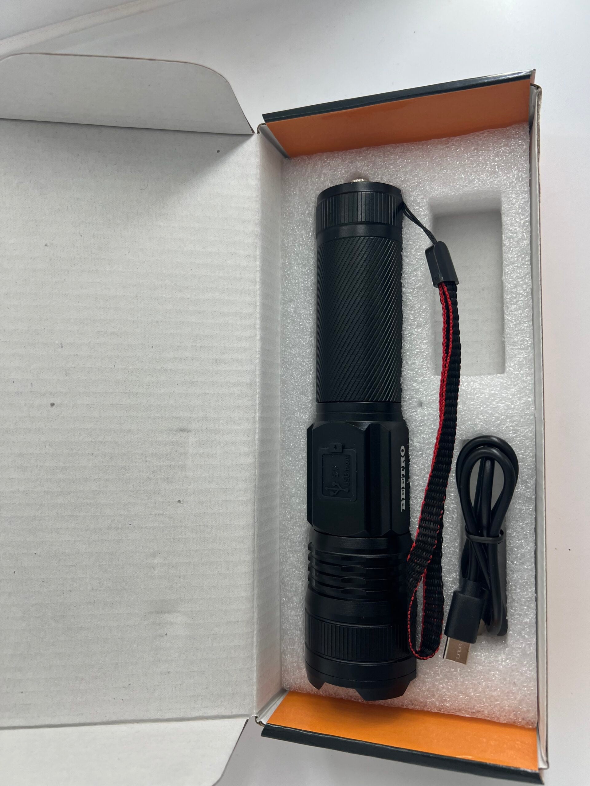 Lampe de poche LED torche rechargeable LA 464 BEETRO Lampe de poche LED torche rechargeable LA 464 BEETRO