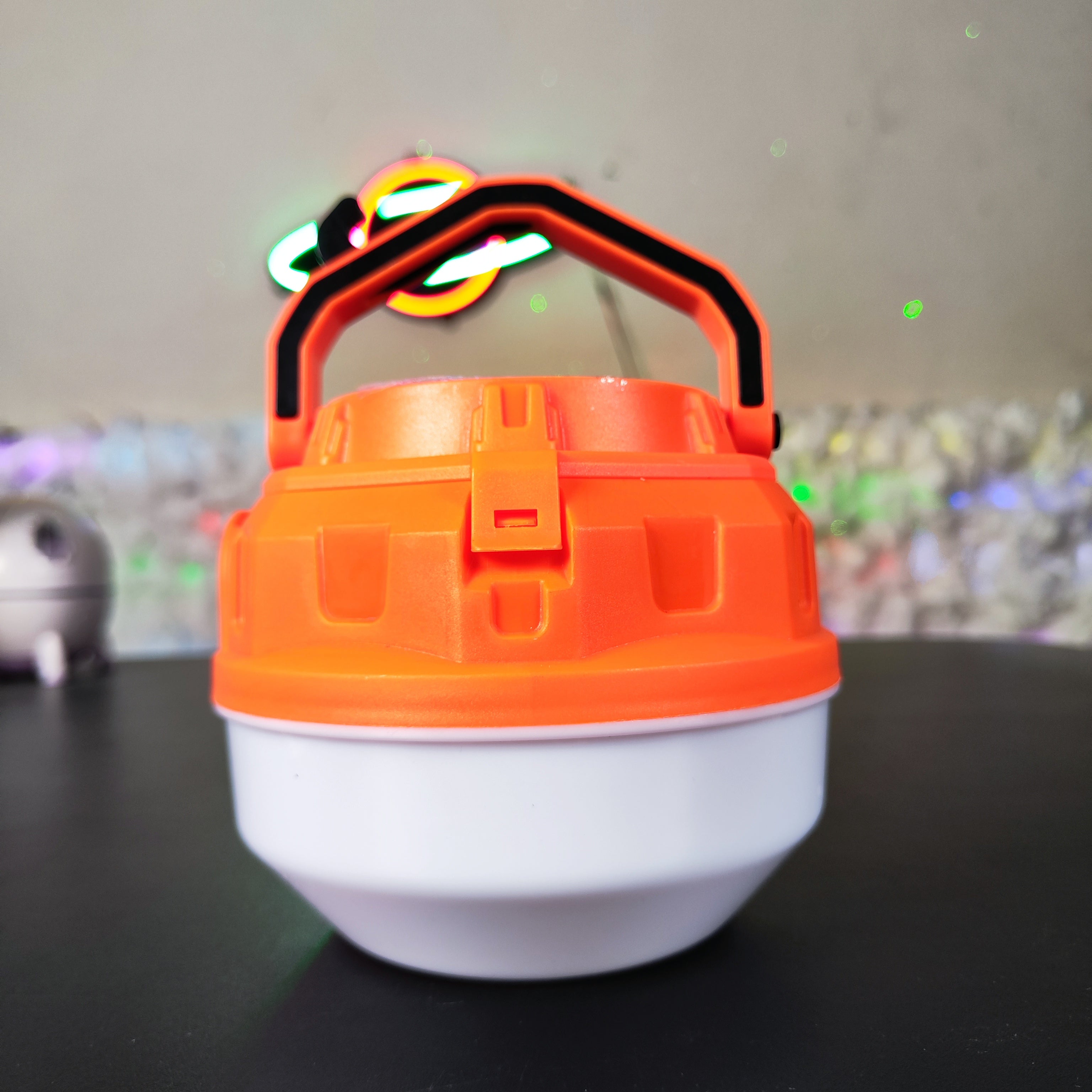 Lampe Solaire Rechargeable 120W Avec Panneau Solaire Et Batterie Remplaçable Idéale Pour Camping Et Urgences Hurry-bolt HB-V100 Lampe Solaire Rechargeable 120W Avec Panneau Solaire Et Batterie Remplaçable Idéale Pour Camping Et Urgences Hurry-bolt HB-V100